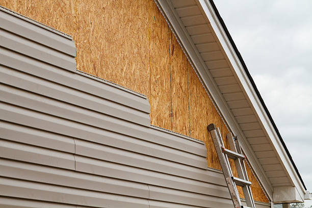 24/7 Emergency Storm Damage Siding Repair experts in Fredericktown, PA